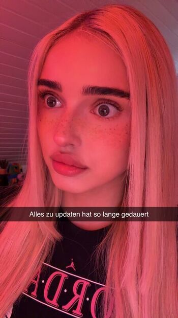 Honeypuu  page leaked private photo uncensored HD quality