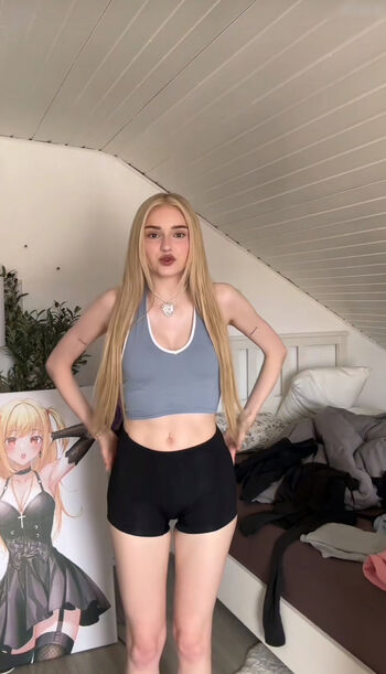 Honeypuu leaked private photo uncensored HD quality