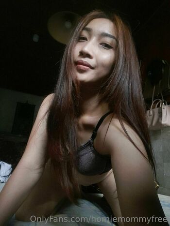 Horniemommyfree leaked private photo uncensored HD quality