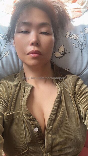 Hotmomjane page leaked private photo uncensored HD quality