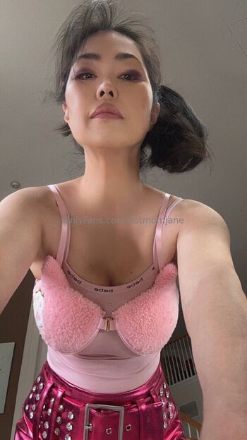 Hotmomjane page leaked private photo uncensored HD quality