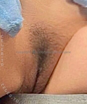 Hotmomjane page leaked private photo uncensored HD quality
