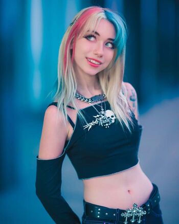 Iluvmeww page leaked private photo uncensored HD quality