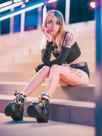 Iluvmeww page leaked private photo uncensored HD quality