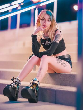 Iluvmeww page leaked private photo uncensored HD quality
