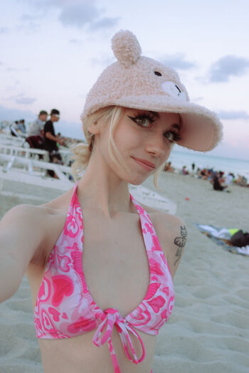 Iluvmeww page leaked private photo uncensored HD quality
