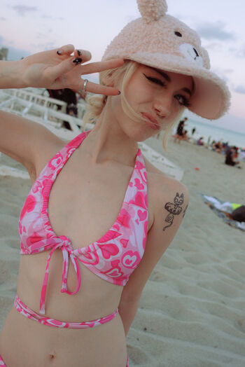 Iluvmeww page leaked private photo uncensored HD quality