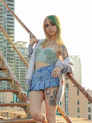 Iluvmeww page leaked private photo uncensored HD quality