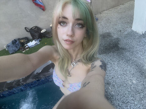 Iluvmeww page leaked private photo uncensored HD quality