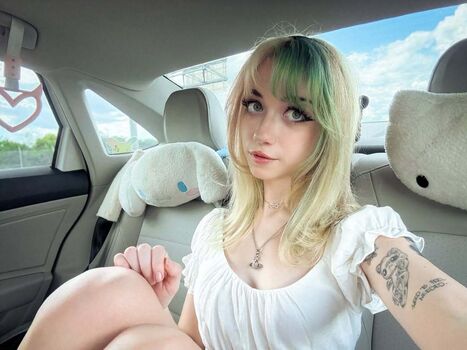 Iluvmeww page leaked private photo uncensored HD quality