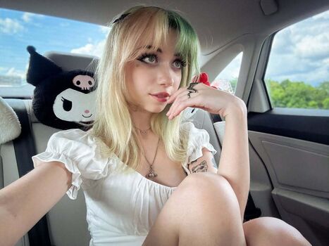 Iluvmeww page leaked private photo uncensored HD quality