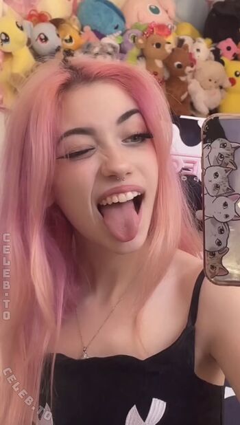 Iluvmeww page leaked private photo uncensored HD quality