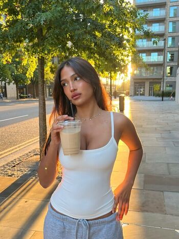 Imanimalikaa leaked private photo uncensored HD quality