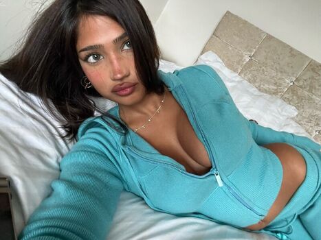 Imanimalikaa leaked private photo uncensored HD quality