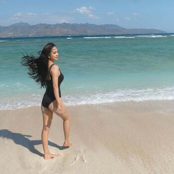 Indonesian girls  page leaked private photo uncensored HD quality