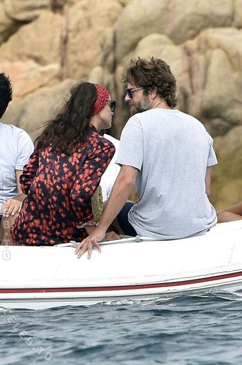 Irina shayk  page leaked private photo uncensored HD quality