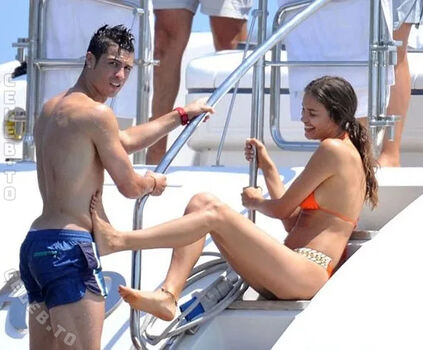 Irina shayk  page leaked private photo uncensored HD quality
