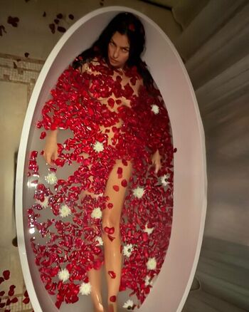Irina shayk  page leaked private photo uncensored HD quality