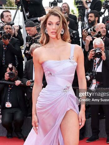 Iris mittenaere leaked private photo uncensored HD quality