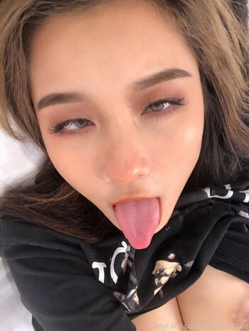 Irisadamsone page leaked private photo uncensored HD quality