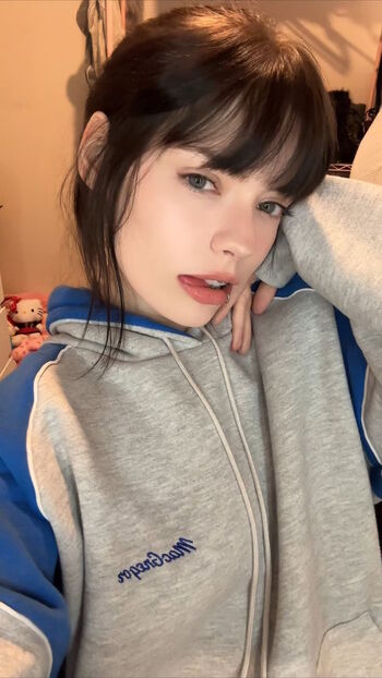 Isizzly page leaked private photo uncensored HD quality