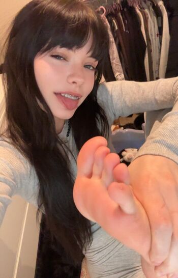 Isizzly page leaked private photo uncensored HD quality