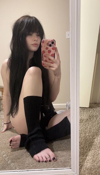 Isizzly page leaked private photo uncensored HD quality