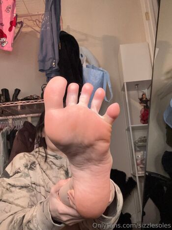 Isizzly page leaked private photo uncensored HD quality