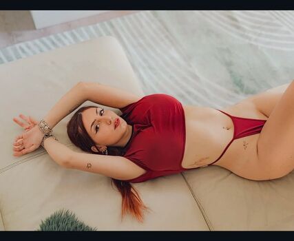 Itsmelightblue page leaked private photo uncensored HD quality
