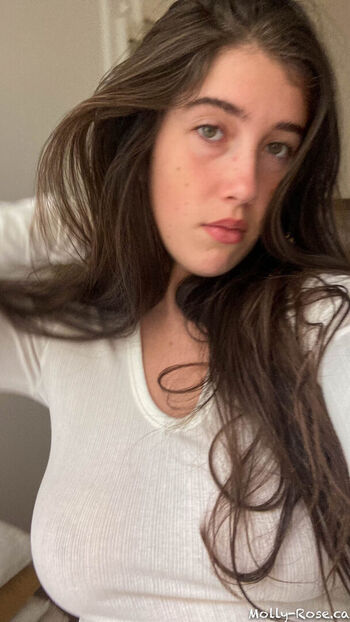 Itsmollyyyrose again leaked private photo uncensored HD quality