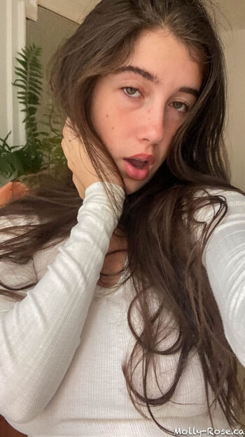 Itsmollyyyrose again leaked private photo uncensored HD quality