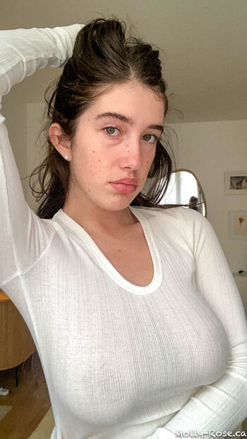 Itsmollyyyrose again leaked private photo uncensored HD quality