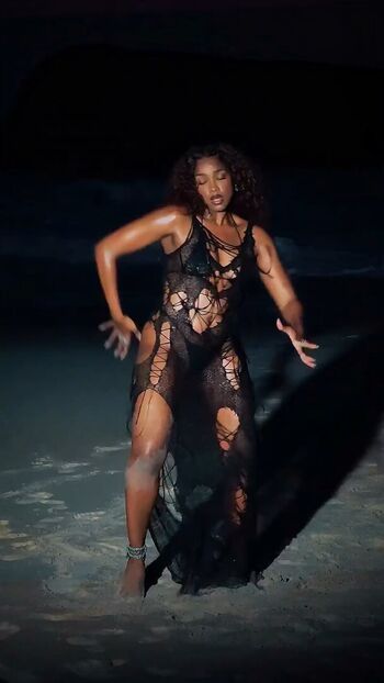 Iza cantora page leaked private photo uncensored HD quality