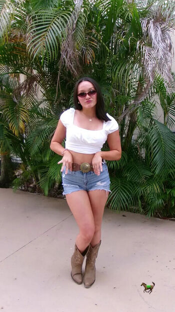 Izzy moreno page leaked private photo uncensored HD quality