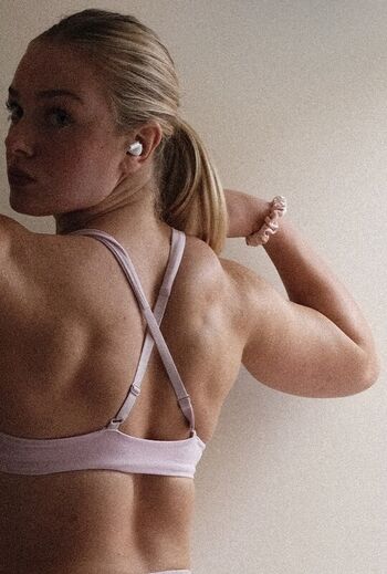 Izzymhjones leaked private photo uncensored HD quality