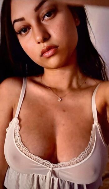 Jadeli rosa  page leaked private photo uncensored HD quality