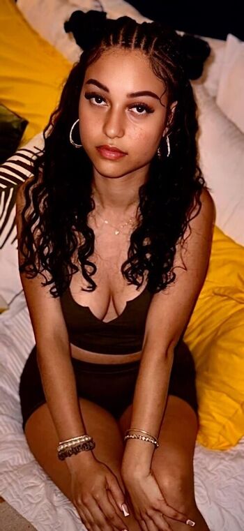 Jadeli rosa  page leaked private photo uncensored HD quality