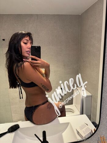 Janice griffith  page leaked private photo uncensored HD quality