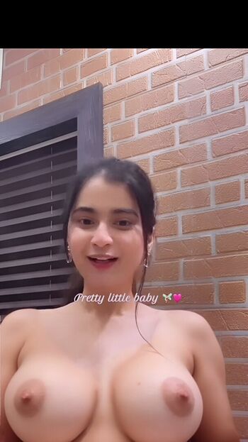 Janshi dayal page leaked private photo uncensored HD quality