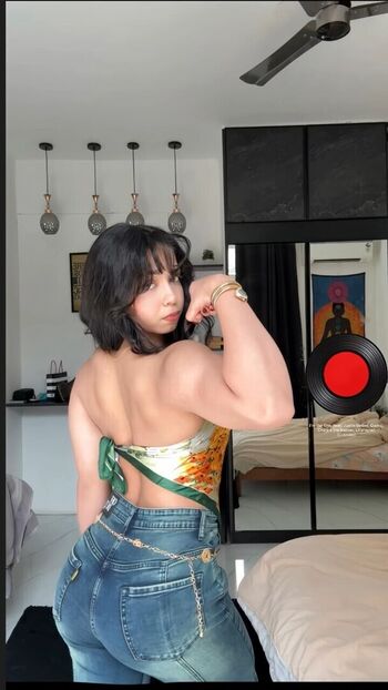 Janvi pandey page leaked private photo uncensored HD quality