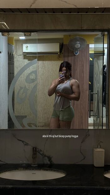 Janvi pandey page leaked private photo uncensored HD quality