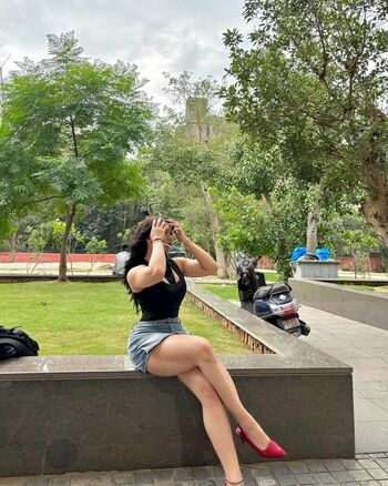 Janvi pandey leaked private photo uncensored HD quality