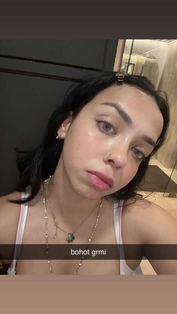 Janvi pandey leaked private photo uncensored HD quality