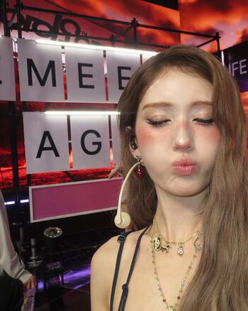 Jeon somi page leaked private photo uncensored HD quality