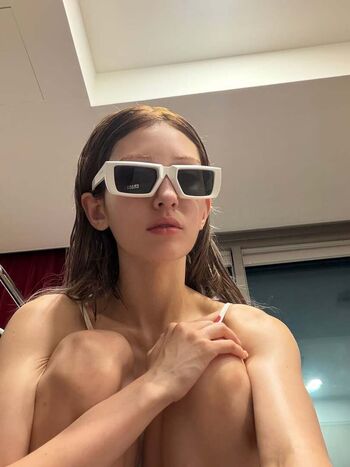 Jeon somi page leaked private photo uncensored HD quality