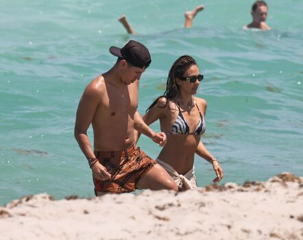 Jessica alba  page leaked private photo uncensored HD quality