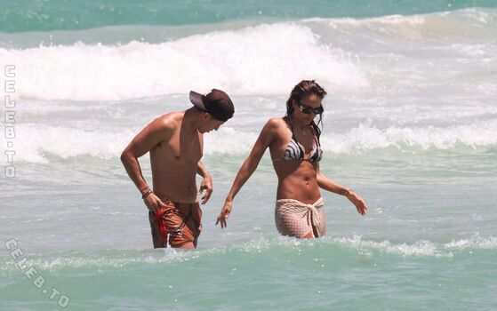 Jessica alba  page leaked private photo uncensored HD quality