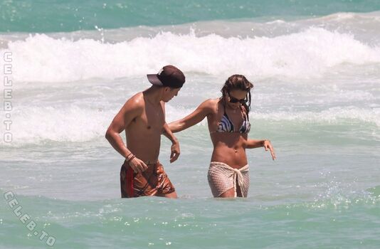 Jessica alba  page leaked private photo uncensored HD quality
