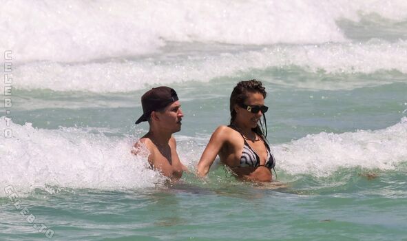 Jessica alba  page leaked private photo uncensored HD quality