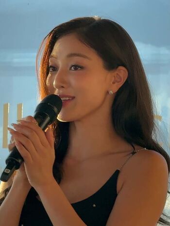 Jihyo page leaked private photo uncensored HD quality